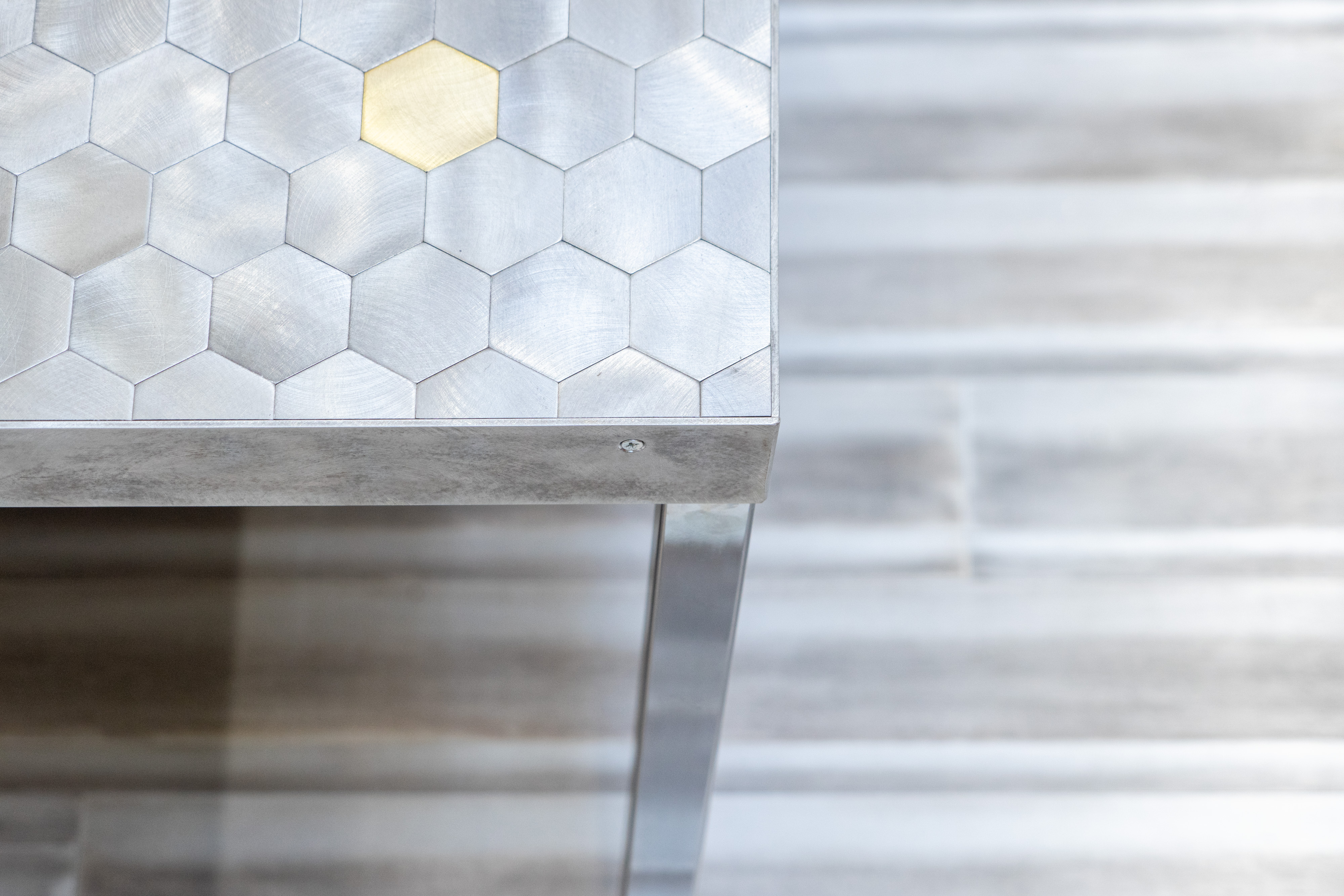 DSC_extra_hexagon_brushed_